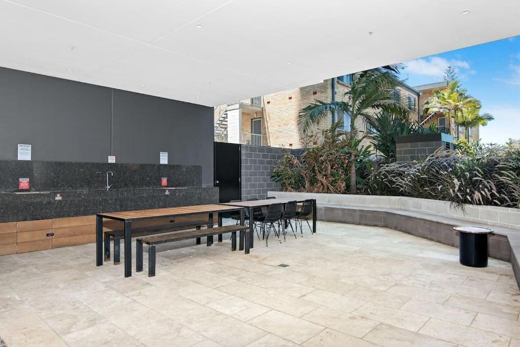 Burleigh Escape With Stunning Sunset Views
